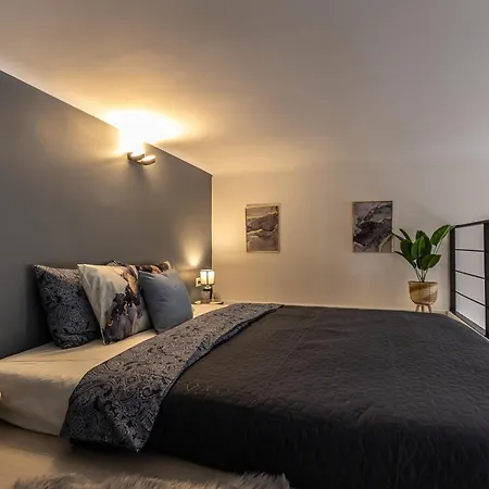 Jungle & Marble Apartman *